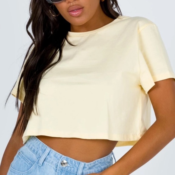 princess polly butter yellow cropped tee - Picture 2 of 6
